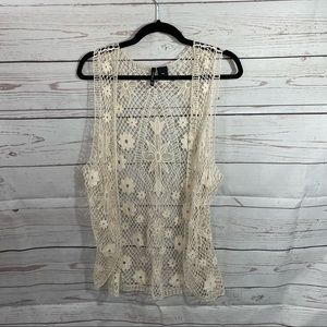 New Directions Petites - Ivory Lace Vest Size Petite Medium
